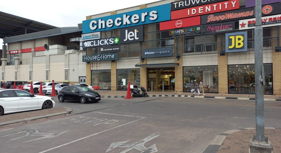 Riverwalk &amp; Airport Junction Malls, Gaborone, Botswana